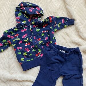 Baby sweatsuit! - BUNDLE ME!
